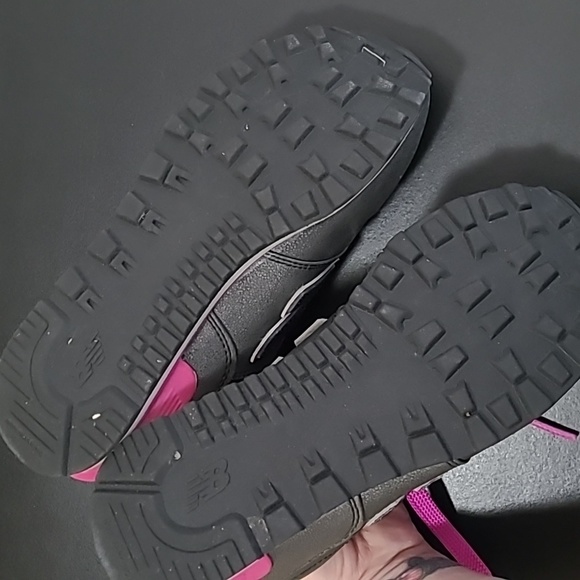 New Balance 574 - Picture 5 of 6